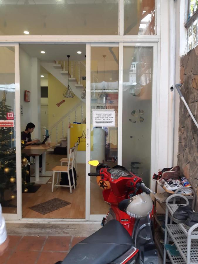 Yelo Hostel & Cafe Ho-Chi-Minh-Stadt Exterior foto